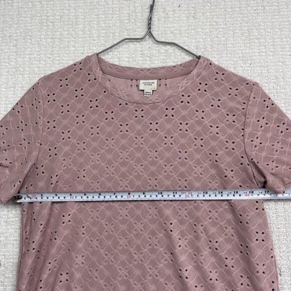 Jacqueline de Yong Womens T-Shirt Size Small Dusty Rose Eyelet Embroidery AOP - Picture 7 of 14